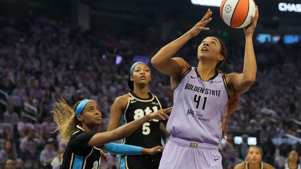 Angered over a.m. WNBA Finals tip-off, Chicago bar owner opens early to fans anyway, to "cause a ruckus" — Smyrna Business news